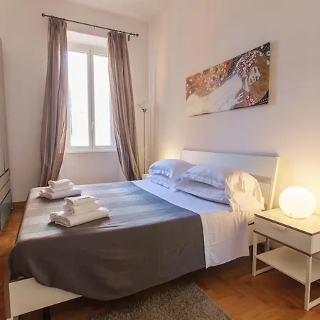 Mecenate Dreams Apartment *