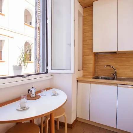 Apartment Mecenate Dreams Rome